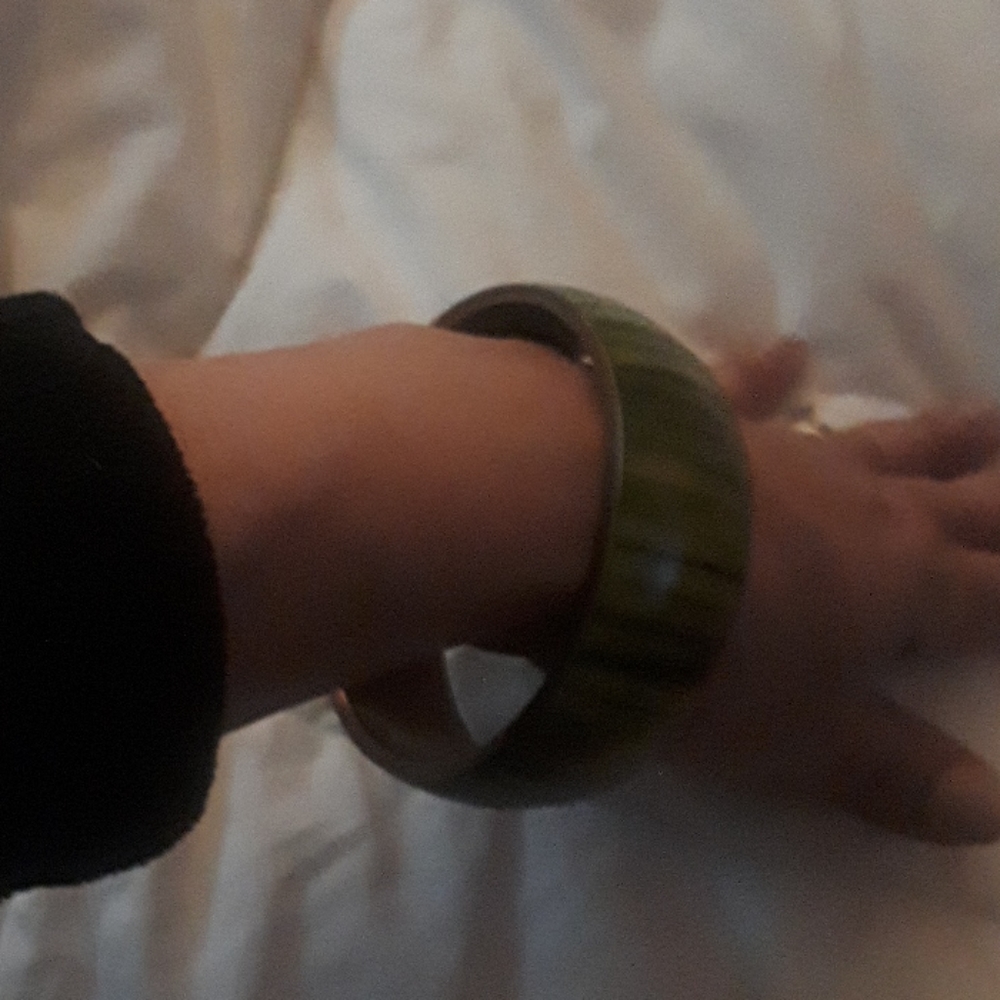 Bangle - Picture 5 of 7